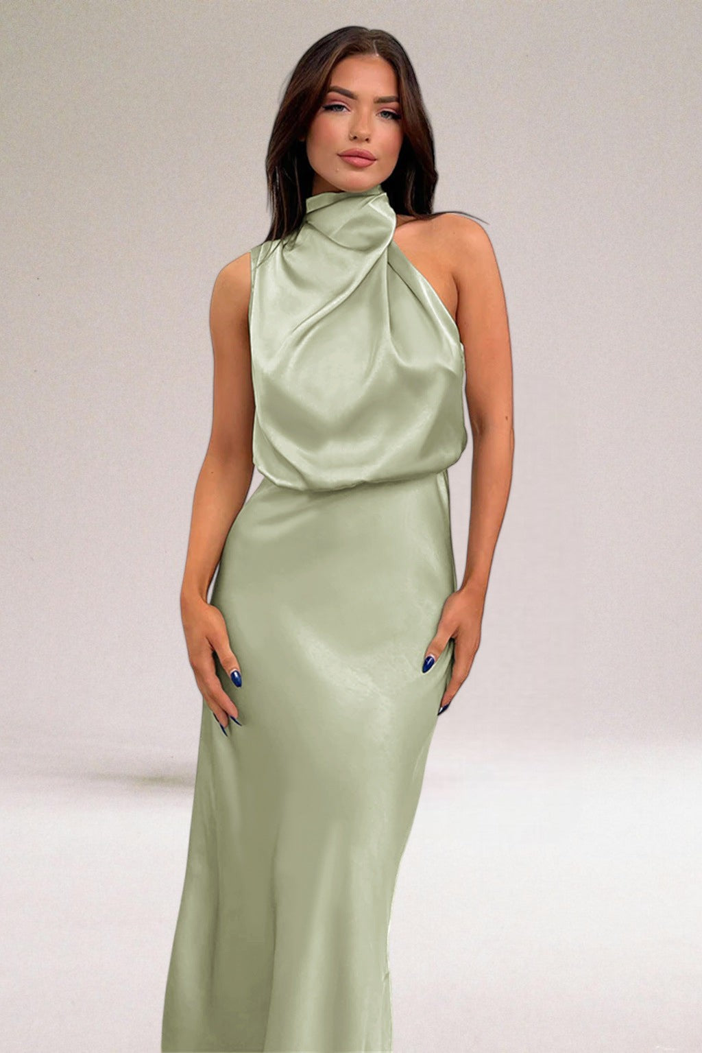 VALENTINA | Elegante Satijnen Jurk met Verfijnde Details