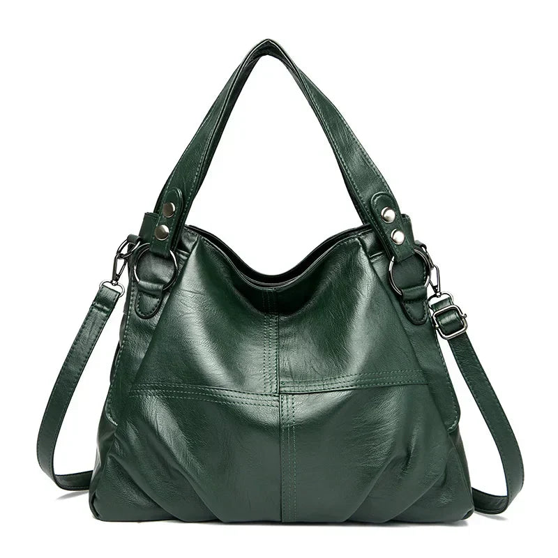 Chloé Tas