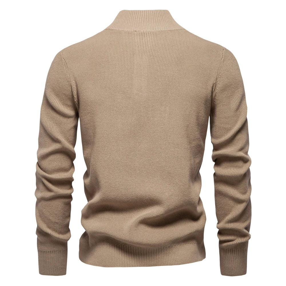 Konrad | Stijlvolle herenpullover met knoopdesign