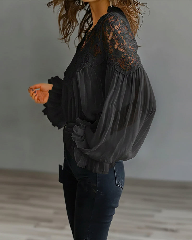 SVEA | Elegante Kant-Blouse met Ademend Comfort