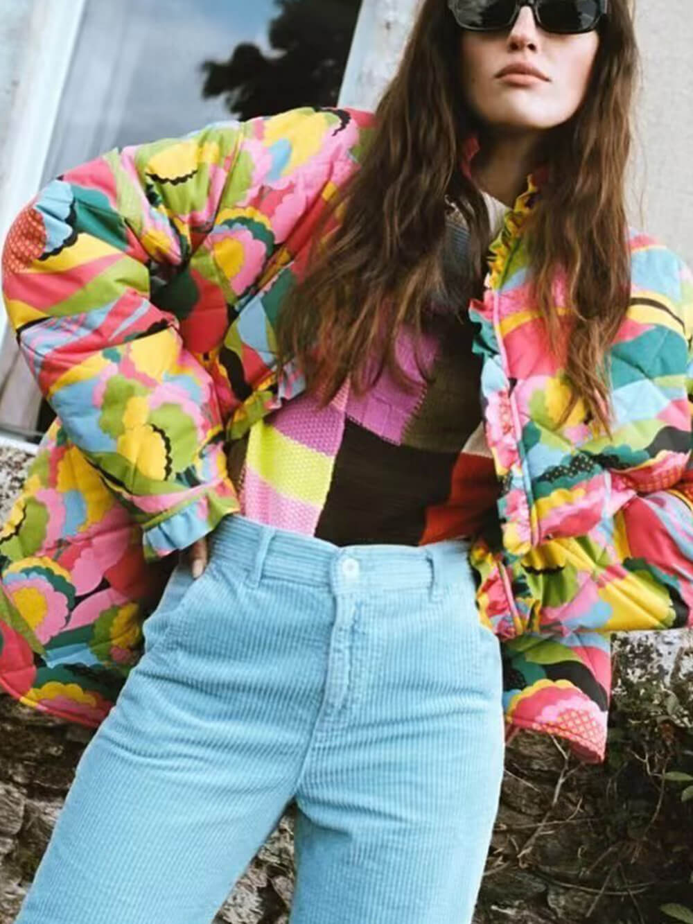 Geplooide jas met kantafwerking