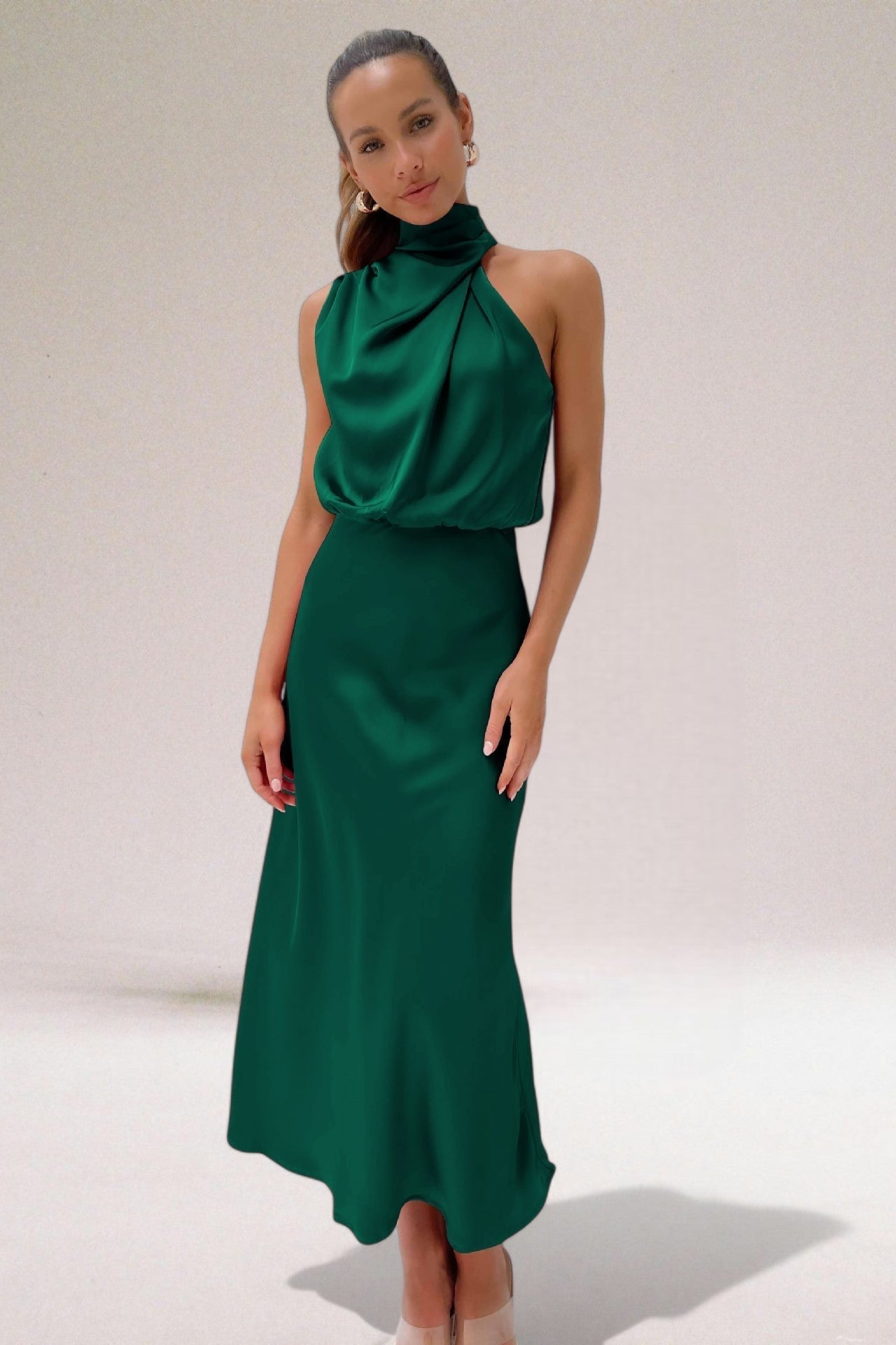 VALENTINA | Elegante Satijnen Jurk met Verfijnde Details