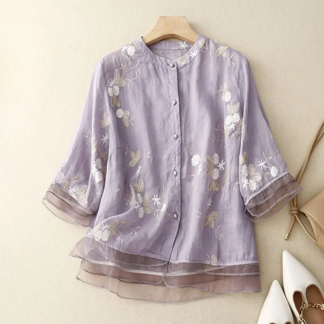 CLELIA | Lichtgewicht Geborduurd en Elegant Blouse