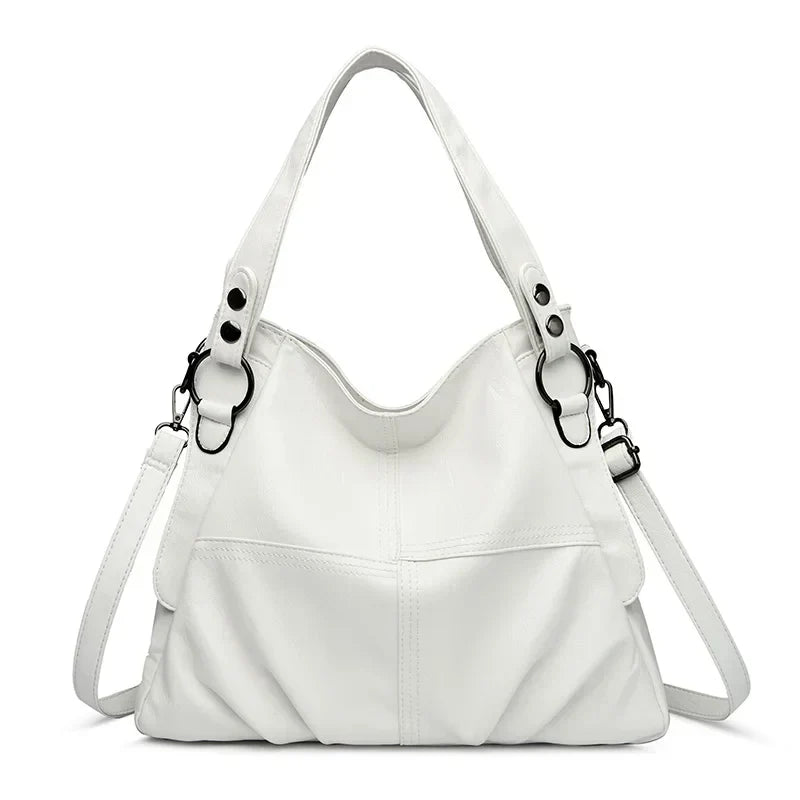 Chloé Tas